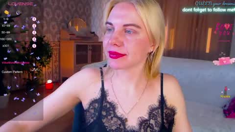 Lisa online show from 04-24-26, 02:03