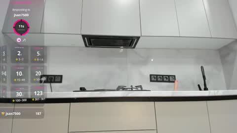 Mia online show from 10-15-25, 05:13