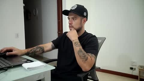 Snapshot of soulmanager69 chatting on 09-21-25, 05:31 soulmanager69 online show from 09-21-25, 05:31