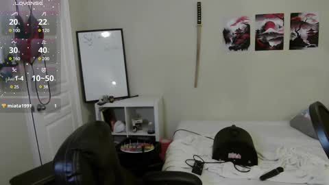 Snapshot of southerbunny chatting on 02-21-25, 10:17 Bunnydathug online show from 02-21-25, 10:17