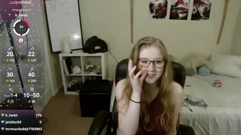 Snapshot of southerbunny chatting on 03-01-25, 11:17 Bunnydathug online show from 03-01-25, 11:17