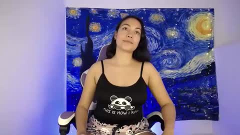 Snapshot of sowet00 chatting on 02-25-25, 10:39 Ana  online show from 02-25-25, 10:39