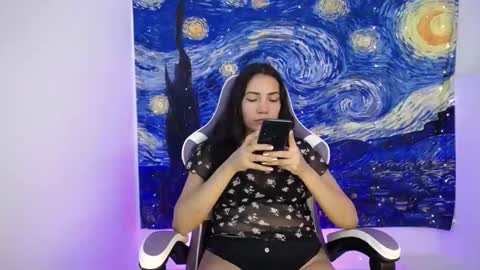 Snapshot of sowet00 chatting on 03-07-25, 02:25 Ana  online show from 03-07-25, 02:25