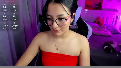 Lili online show from 01-27-25, 11:00