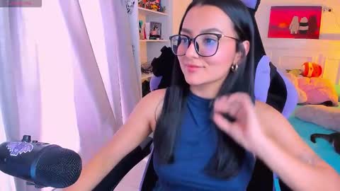 Snapshot of soy___lili chatting on 11-14-25, 09:02 Lili online show from 11-14-25, 09:02