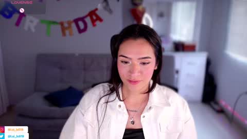 Snapshot of soyabby_ chatting on 03-05-25, 09:15 Luisa online show from 03-05-25, 09:15