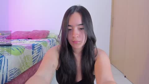 Instagram Soyamandaa  1 online show from 01-30-25, 08:42