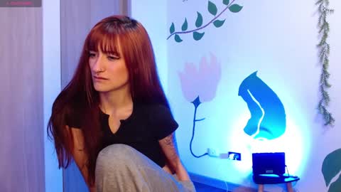 Snapshot of soysilvanna_ chatting on 01-21-25, 05:16 online show from 01-21-25, 05:16