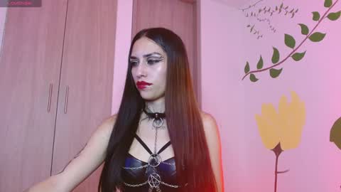 Snapshot of soysilvanna_ chatting on 02-07-25, 12:42 online show from 02-07-25, 12:42