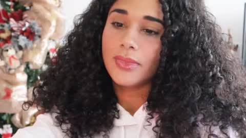 You want to talk to me more personal follow me in My Channel VIP  50 the discount       online show from 01-04-25, 08:05