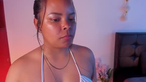 Snapshot of soytucolor chatting on 01-02-25, 12:24 Paula add me on snap online show from 01-02-25, 12:24