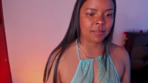 Snapshot of soytucolor chatting on 01-17-25, 01:46 Paula add me on snap online show from 01-17-25, 01:46