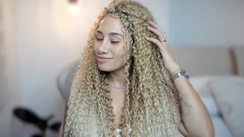 brisa  s online show from 02-08-25, 02:15