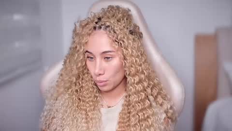 brisa  s online show from 02-11-25, 04:35