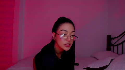 Snapshot of soyvane chatting on 02-10-26, 03:10 VANESSA online show from 02-10-26, 03:10