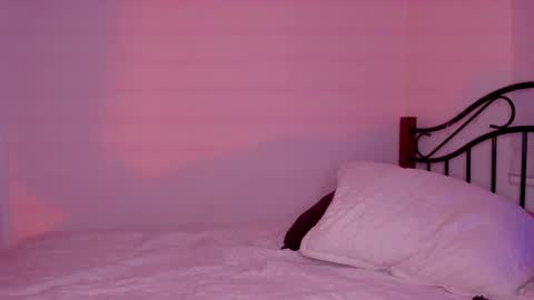 Snapshot of soyvane chatting on 03-09-26, 10:08 VANESSA online show from 03-09-26, 10:08