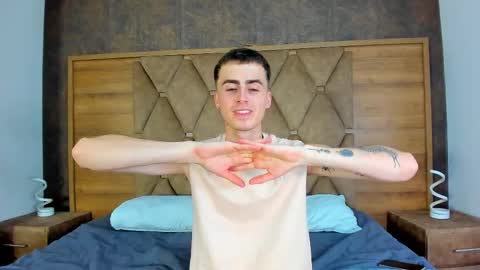 spaceboy_1 online show from 03-06-26, 04:42