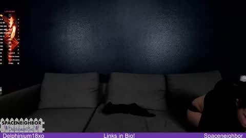 Snapshot of spaceneighbor chatting on 12-15-25, 06:23 Spaceneighbor online show from 12-15-25, 06:23