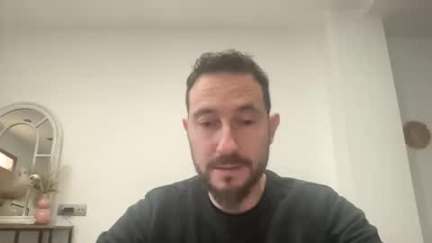 spainmenhot69 online show from 01-02-25, 01:40