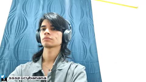 Snapshot of spaiseebuhnaanuh chatting on 03-07-25, 04:13 Roger online show from 03-07-25, 04:13