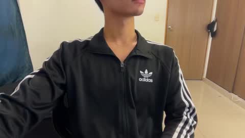 Snapshot of spaiseebuhnaanuh chatting on 09-16-25, 10:38 Roger online show from 09-16-25, 10:38