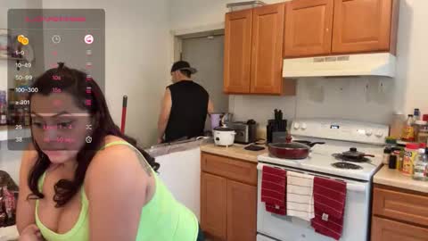 spanishcouple4255 online show from 11-26-25, 05:47