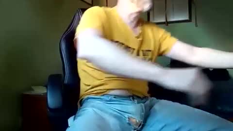 Manu  online show from 02-05-25, 05:09