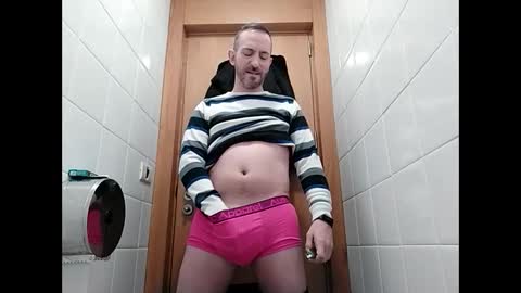 Manu  online show from 02-18-25, 05:53