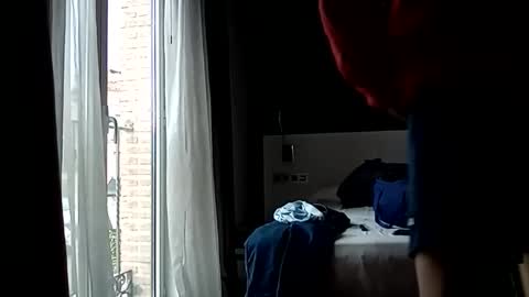 Manu  online show from 09-29-25, 04:45