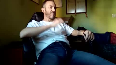 Manu  online show from 11-26-25, 03:24