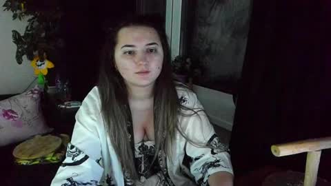 Snapshot of spanking_girls chatting on 12-11-24, 12:02 Evgenia online show from 12-11-24, 12:02