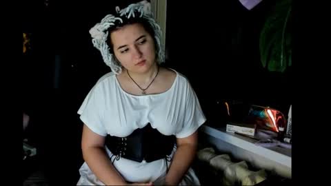 Snapshot of spanking_girls chatting on 01-21-25, 12:15 Evgenia online show from 01-21-25, 12:15