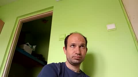 Snaiky online show from 04-14-26, 12:11