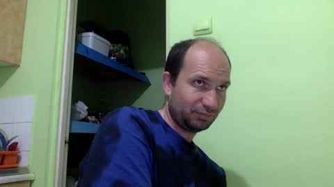 Snaiky online show from 04-17-26, 08:34