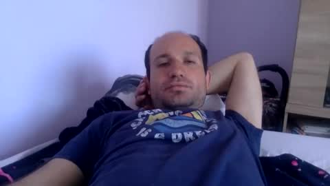 Snaiky online show from 04-24-26, 02:08