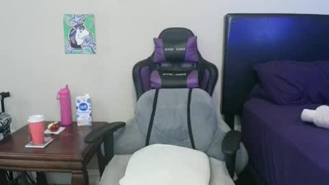 Snapshot of sparkle_pinuppp chatting on 01-18-26, 08:40 Tip 1 token Follow me on instagram Sparkle pinuppp online show from 01-18-26, 08:40