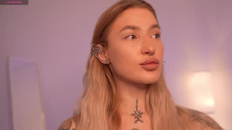 Snapshot of sparks__daisy chatting on 01-26-25, 10:45 DAISY online show from 01-26-25, 10:45