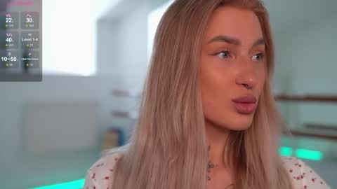 Snapshot of sparks__daisy chatting on 02-20-25, 09:33 DAISY online show from 02-20-25, 09:33