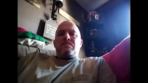 Snapshot of sparkybull135 chatting on 12-14-25, 06:12 sparkybull135 online show from 12-14-25, 06:12