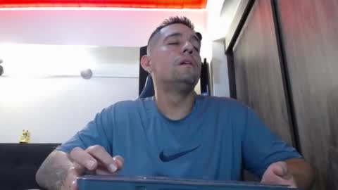     online show from 02-11-26, 04:50