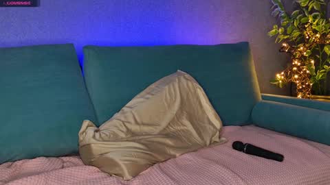 Snapshot of special_person chatting on 12-13-24, 08:26 Nicole online show from 12-13-24, 08:26