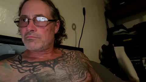 Snapshot of specter1972 chatting on 03-30-26, 02:56 specter1972 online show from 03-30-26, 02:56