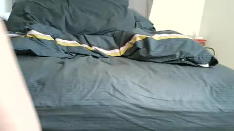 speedoguy78 online show from 09-20-25, 06:47