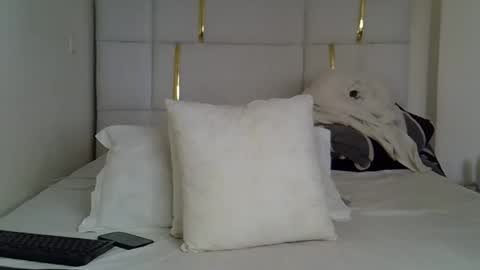 Snapshot of spice_lovy chatting on 05-19-26, 10:32 blackqueen online show from 05-19-26, 10:32