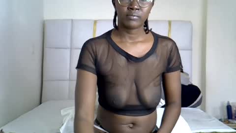 Snapshot of spice_lovy chatting on 06-14-26, 06:59 blackqueen online show from 06-14-26, 06:59