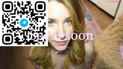 Snapshot of spicejessy chatting on 06-10-26, 08:02 your sweet Jessy online show from 06-10-26, 08:02