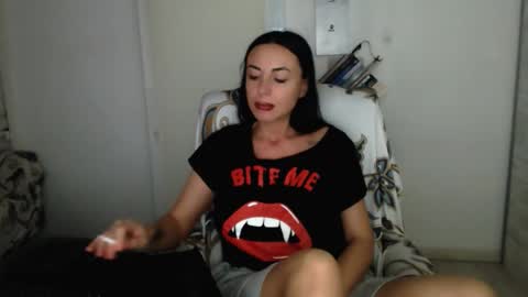 Carla online show from 09-12-25, 03:34