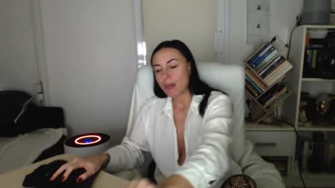 Carla online show from 10-19-25, 02:29