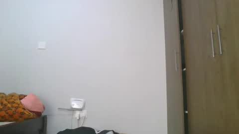 Snapshot of spicybobolishia_ chatting on 05-13-26, 04:21 Bobo online show from 05-13-26, 04:21