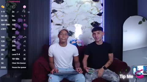 Snapshot of spicyboys_ chatting on 09-29-25, 12:05 online show from 09-29-25, 12:05